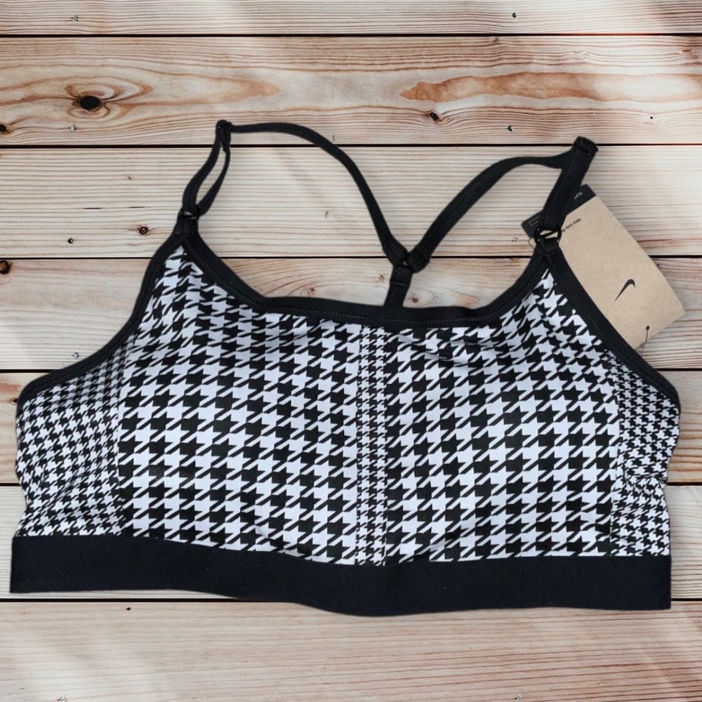 Women’s Nike Black & White Sports Bra XXL